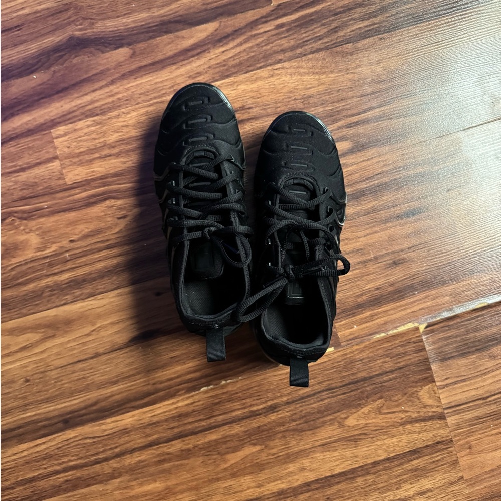 Nike Black Athletic Shoes with Mesh Upper